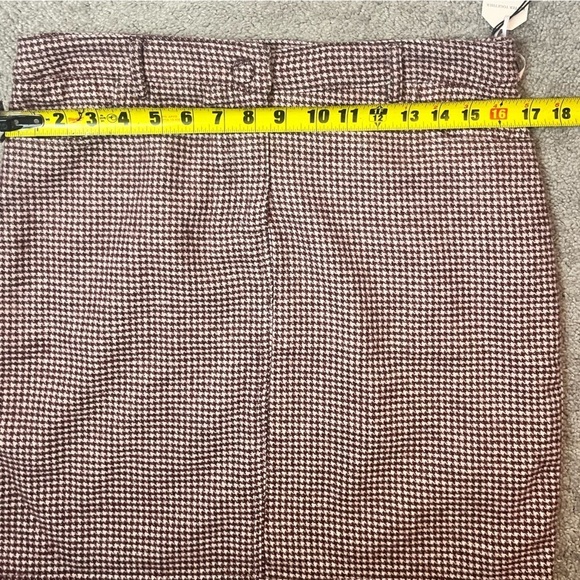 Cupcakes and Cashmere Maroon Houndstooth Wool Blend Mini Skirt NWT Size 6 - Picture 6 of 9
